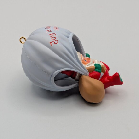 Hallmark Keepsake Joy Is in the Air 1990, Vintage Christmas Ornament - Picture 3 of 10